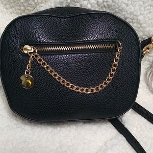 🖤 Shoulder/Crossbody Bag